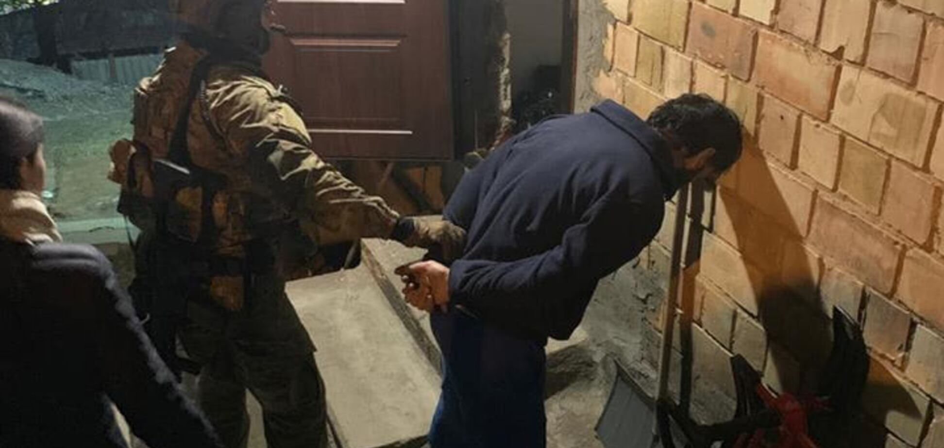 Вимагав $110 тисяч: ДБР накрило топа СБУ на хабарі