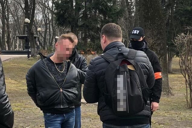 СБУ разоблачила на крупной взятке экс-советника из МВД