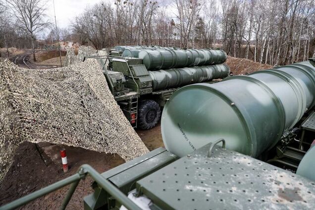 Пробивають до 400 км: Росія розгорнула на кордоні смертельно небезпечне озброєння