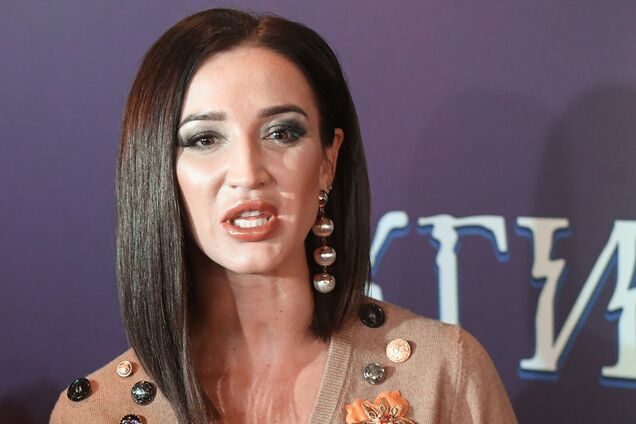 Кончились деньги? Появилось неожиданное фото Бузовой в самолете 'для бедных'