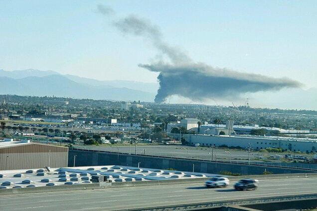 У центрі Лос-Анджелеса прогримів потужний вибух: що відбувається