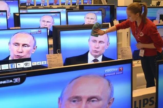 Штрафи в 1,5 млн рублів: Путін затвердив покарання за фейкові новини