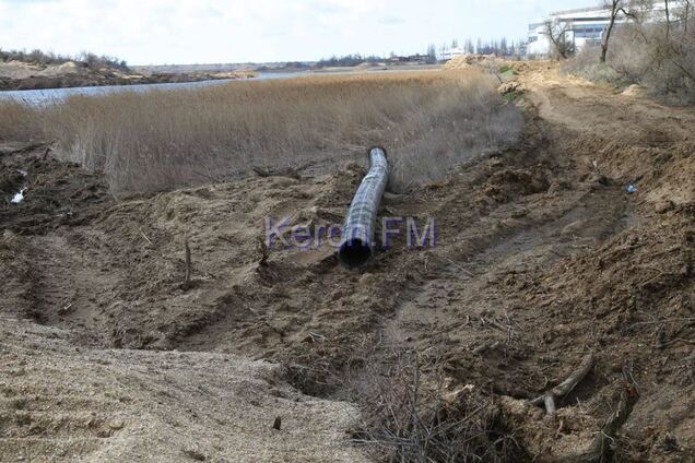 Хімічна жижа стікає в воду: Крим спіткала нова біда