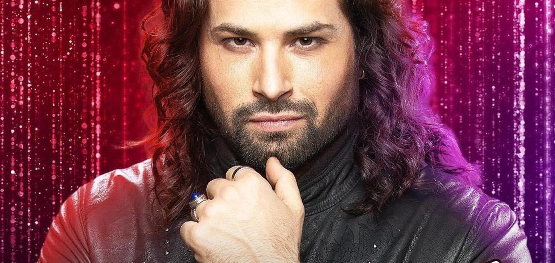 ''Він був мені більше, ніж батько'': український співак на 'Голосі країни' пояснив, чому змінив ім'я