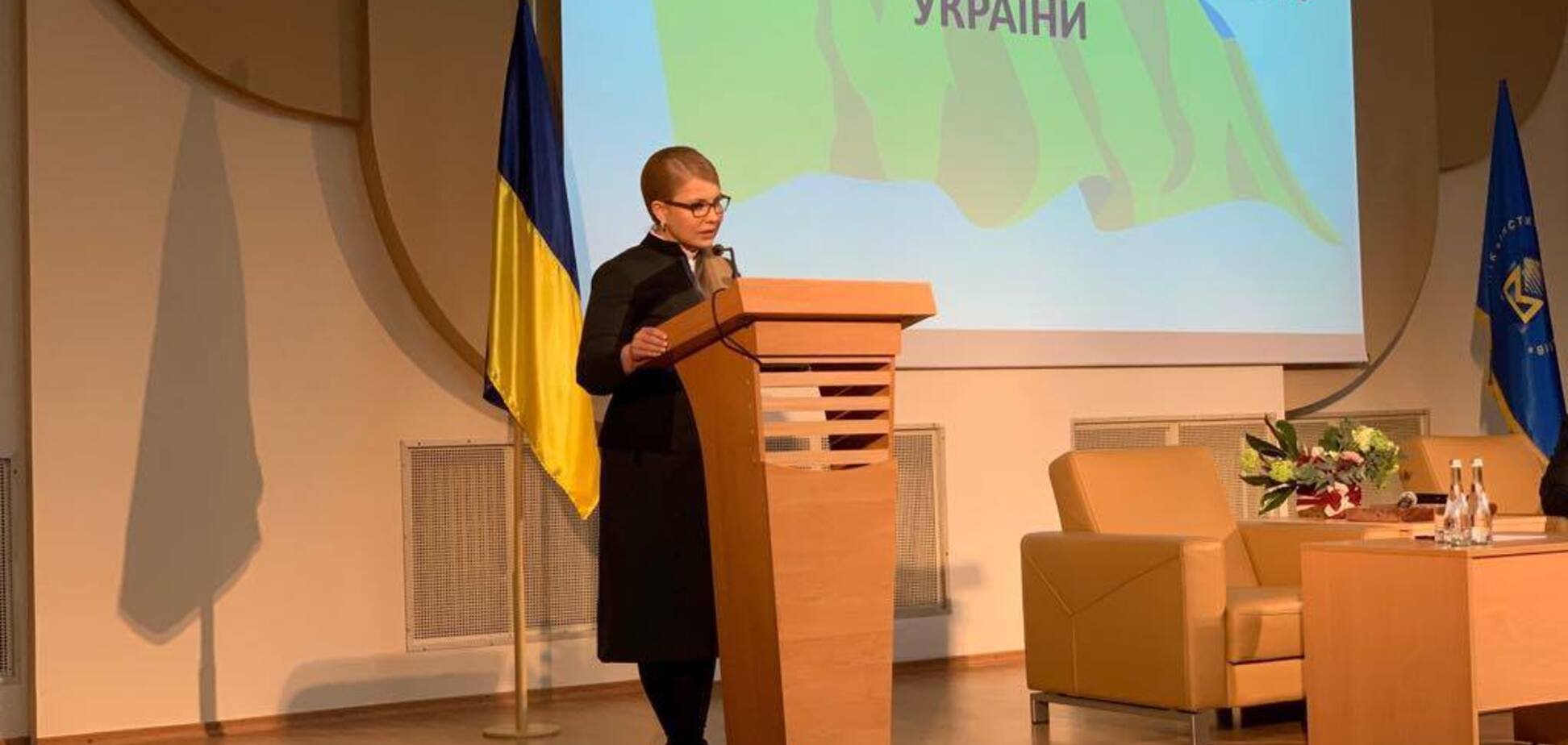 Тимошенко: ми повинні залучити інтелектуалів до керування країною