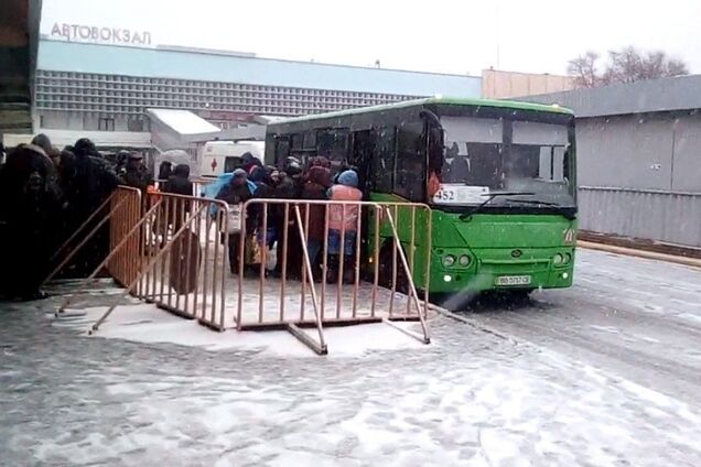 Поездки в мирную Украину: 'нацики народ Донбасса' больше не пугают