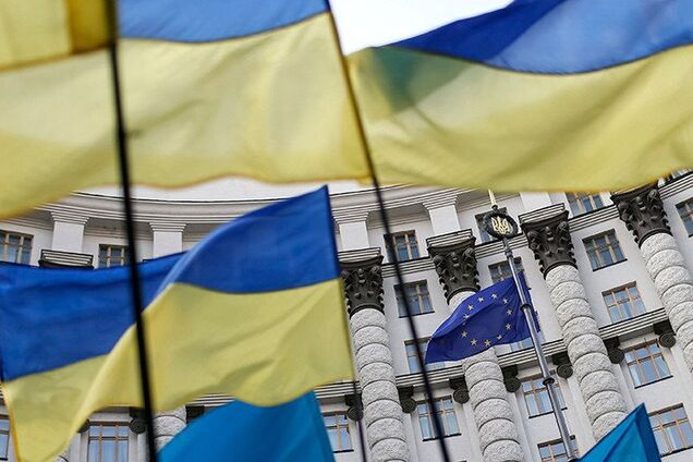 ЄС виділить Україні гроші на оборону: в Росії підняли паніку
