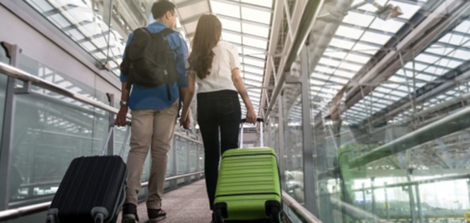 Популярний лоукостер скасував польоти з України: напрямки