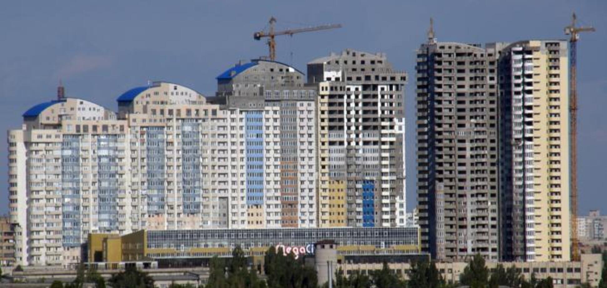 Скандальні новобудови і ''Укроборонпром'' у Києві відріжуть від світла: що відомо