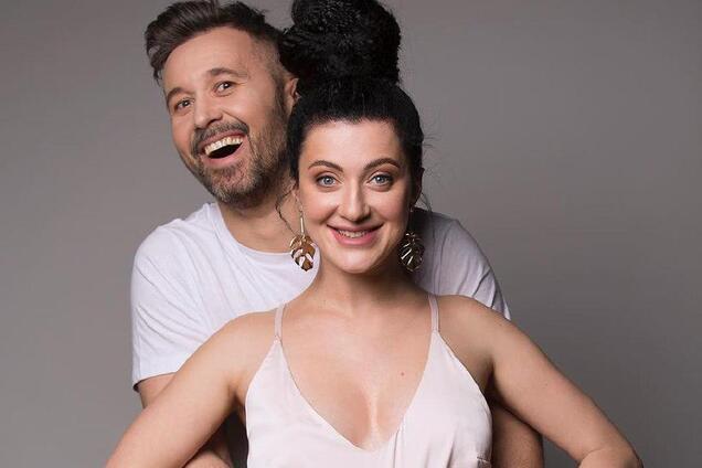 ''Мама года!'' Бабкин показал беременную жену