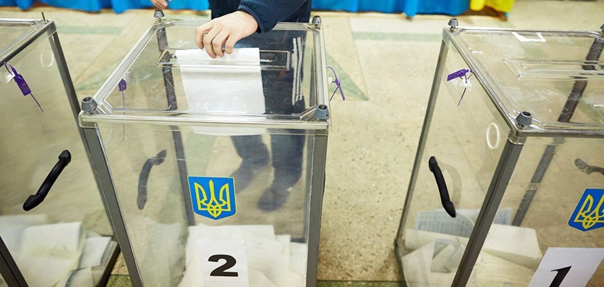 С большим отрывом: украинцы назвали лидера президентской гонки 