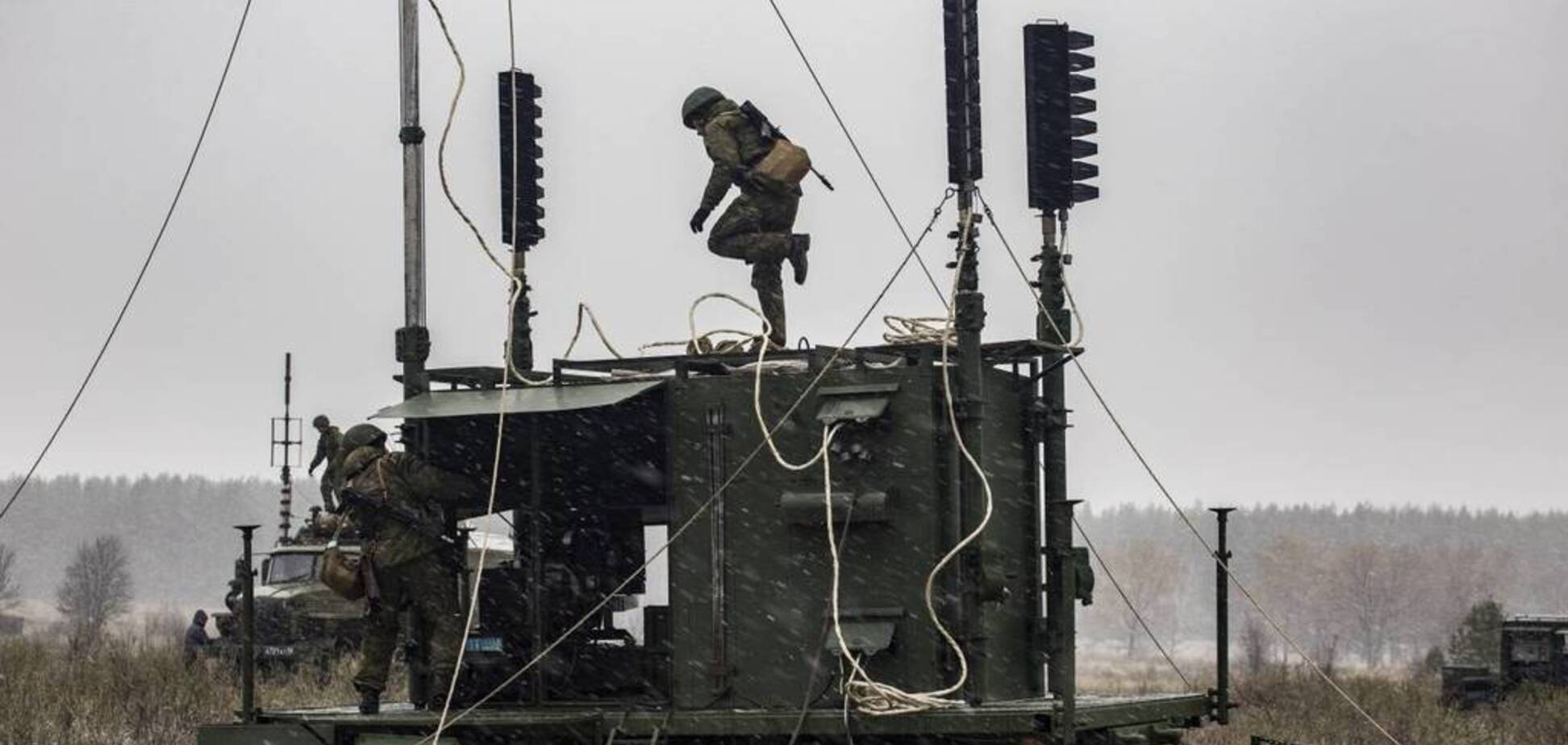 Росія перекинула на Донбас новітню військову техніку: з'явилися докази