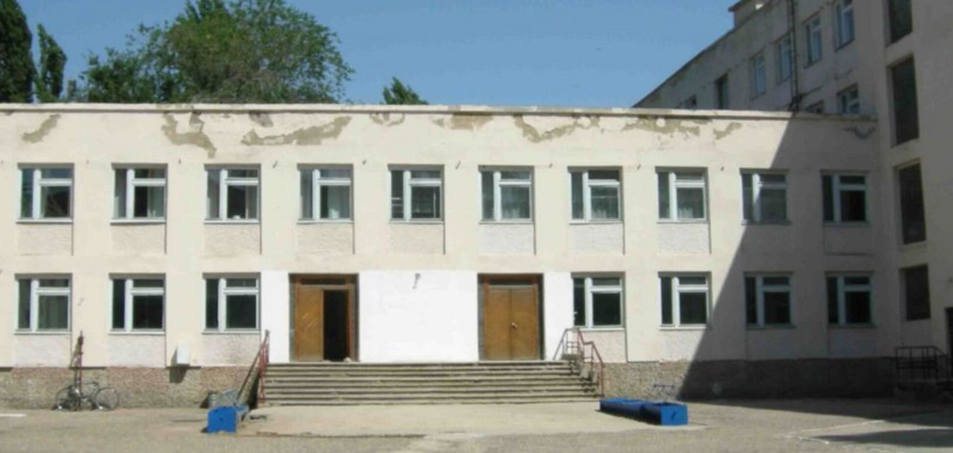 В школе Крыма школьницы приняли неизвестное вещество: одна умерла