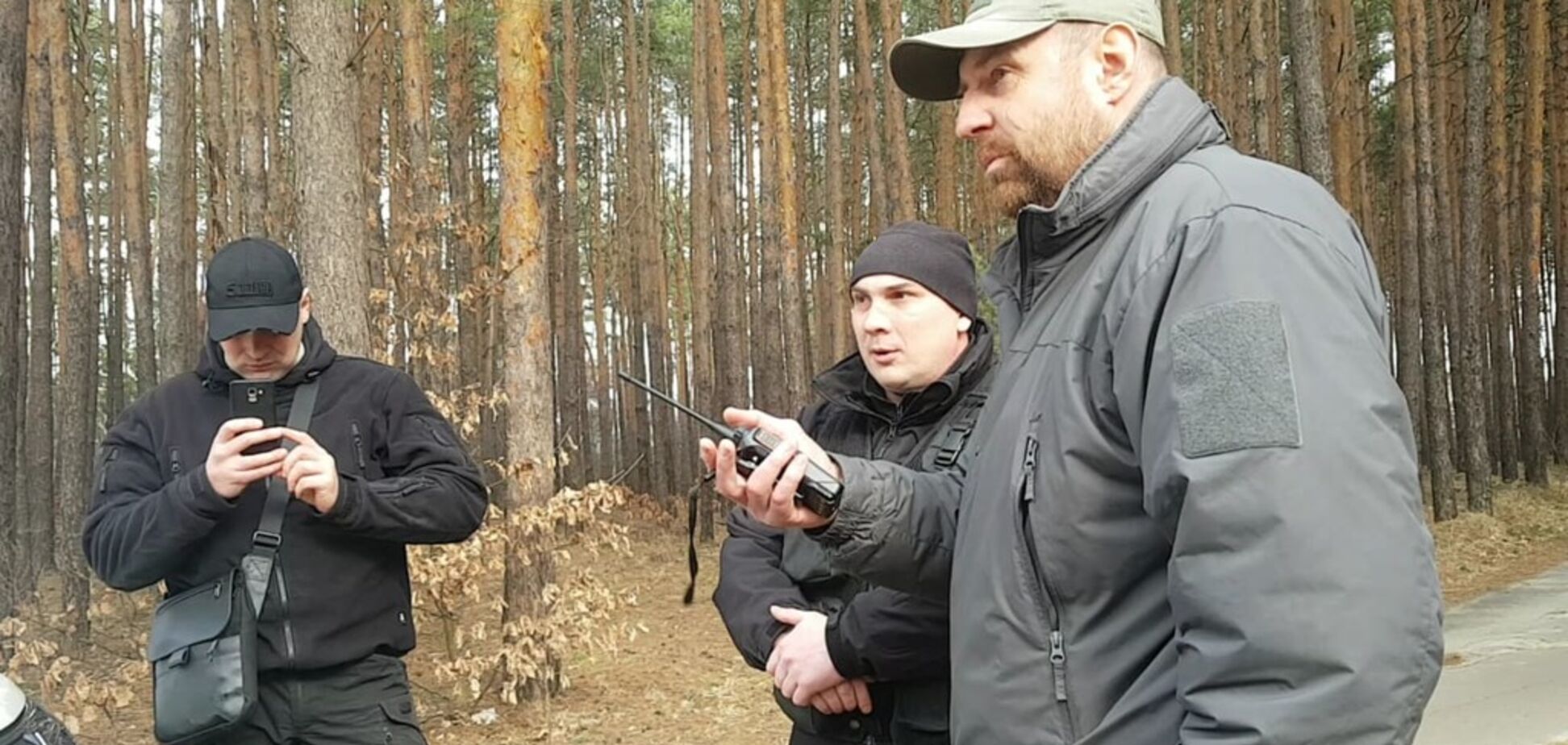 'Окружили вооруженные ножами и пистолетами': в Киеве охрана Медведчука преследовала журналистов
