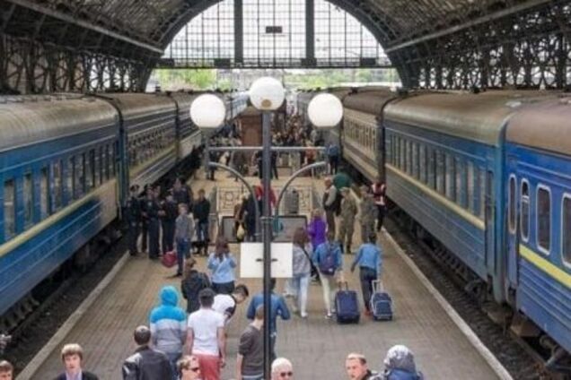 Руководство УЗ перекладывает управление компанией на крупный бизнес