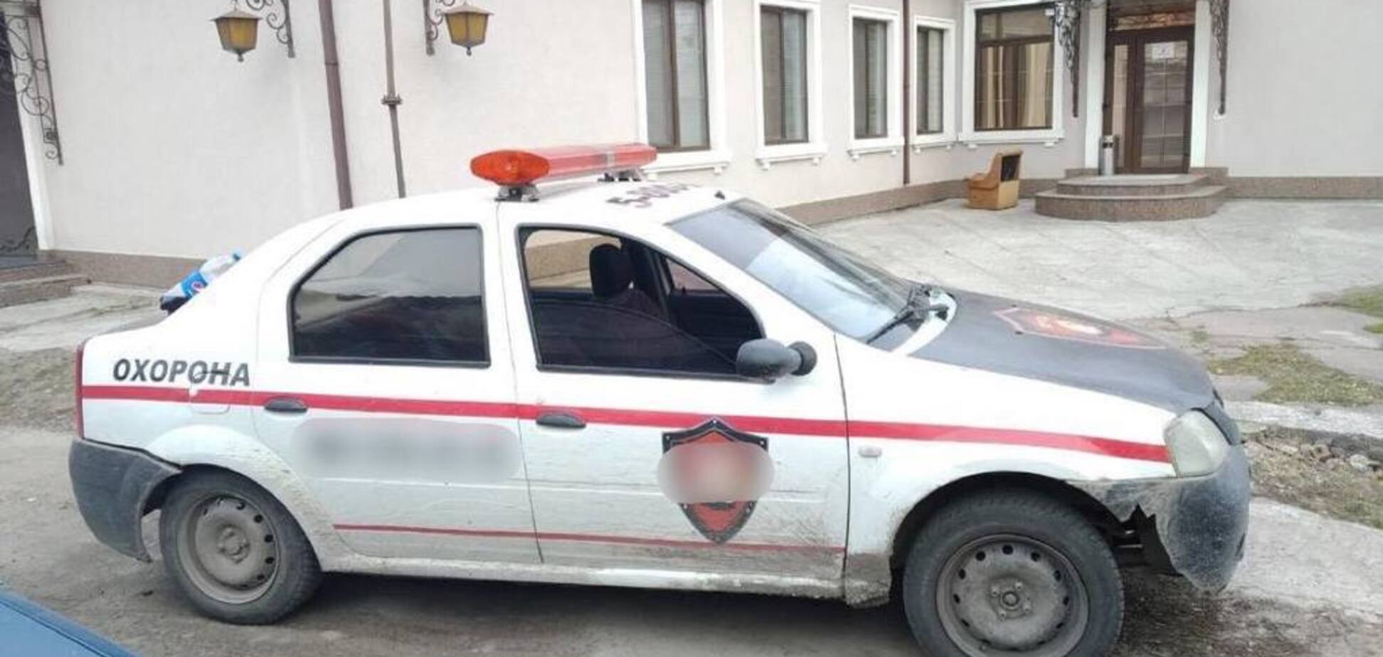 Угрожали оружием: на Днепропетровщине охранники частной фирмы ограбили 9-летнего ребенка