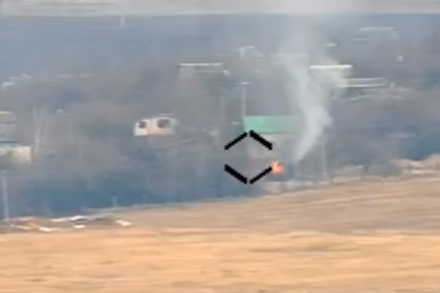 Взлетели на воздух: офицер ВСУ показал мощный удар по террористам на Донбассе