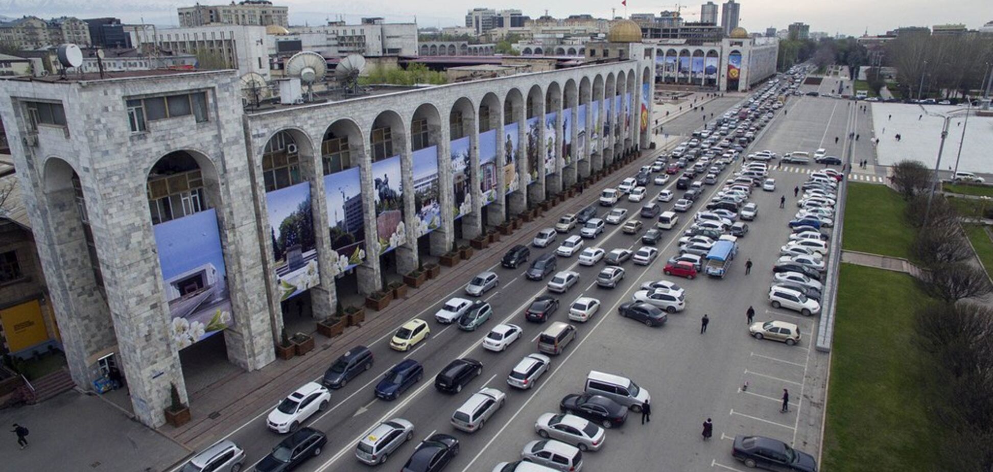 По примеру Казахстана: еще в одной стране захотели переименовать столицу