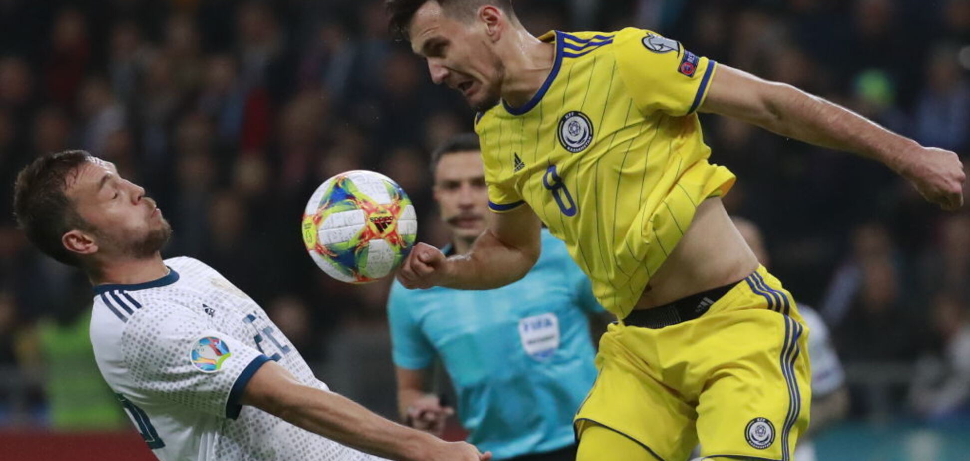 УЄФА може покарати Росію через 'бомбардування' — фотофакт