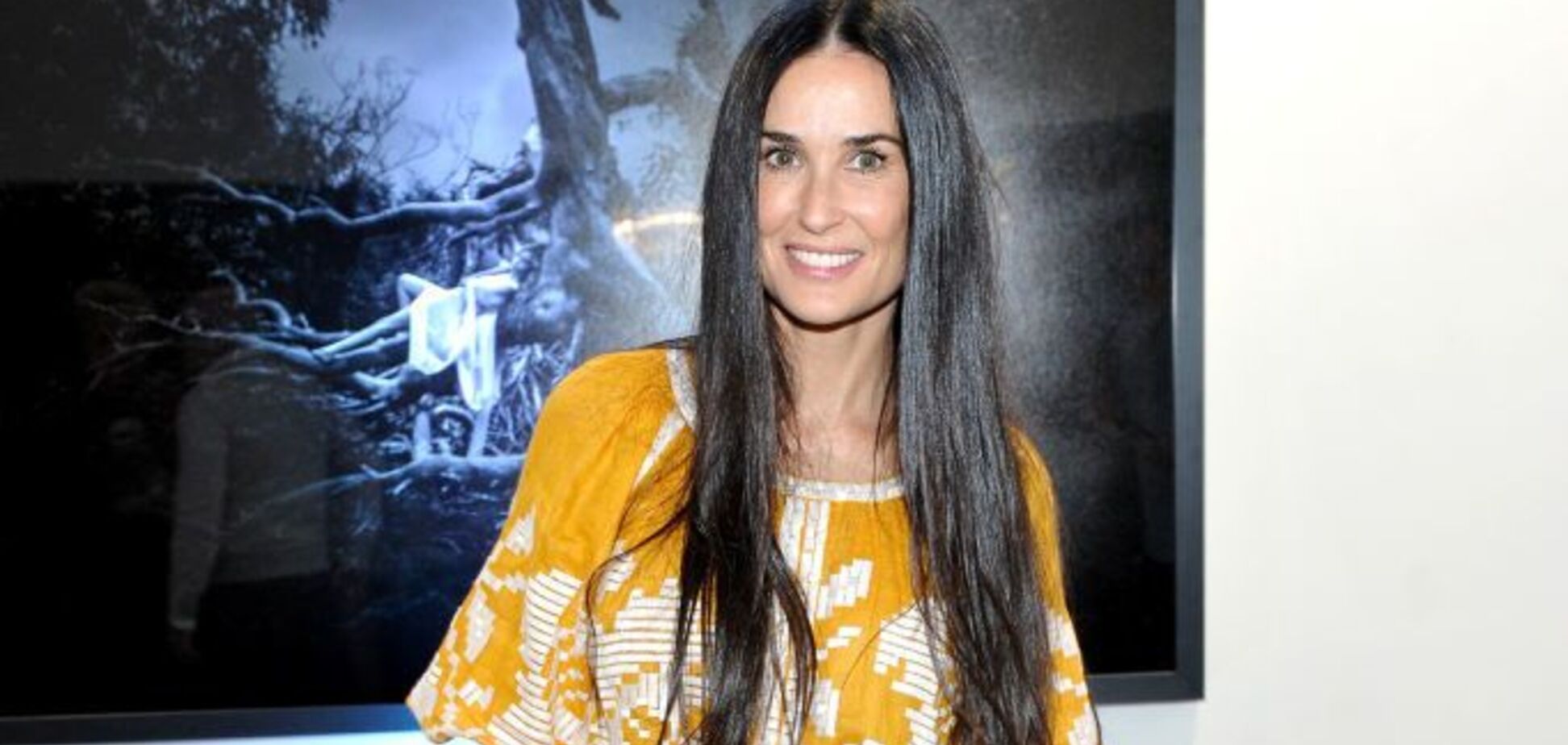 Зірка Голлівуду одягла сукню-вишиванку від українського дизайнера