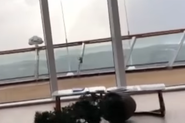 Мебель летала: появились жуткие кадры с потерпевшего крушение лайнера Viking Sky