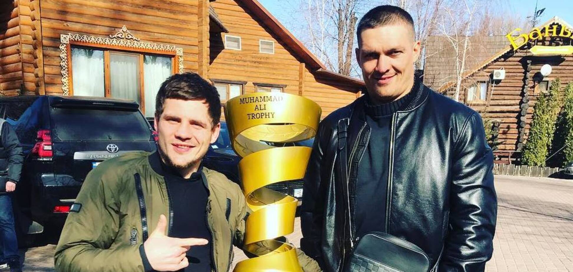 Офіційно: український чемпіон проведе захист у Києві