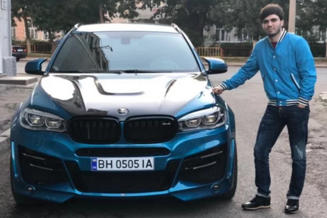 'Нам добре, ми спимо': брат загиблого у ДТП в Одесі мажора виклав фото з похорону