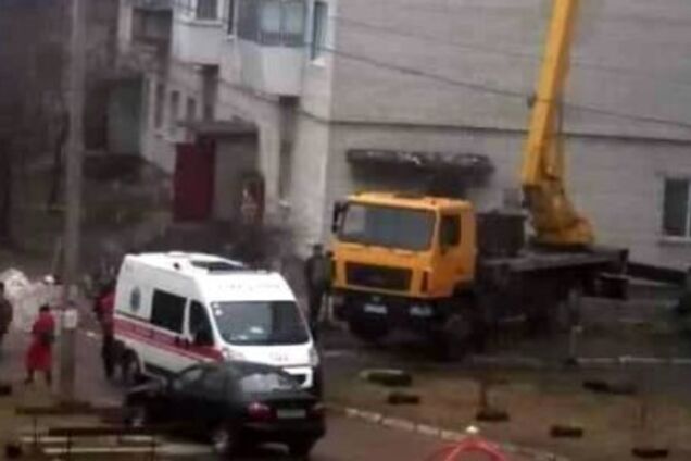 Под Киевом разбился насмерть строитель: что известно