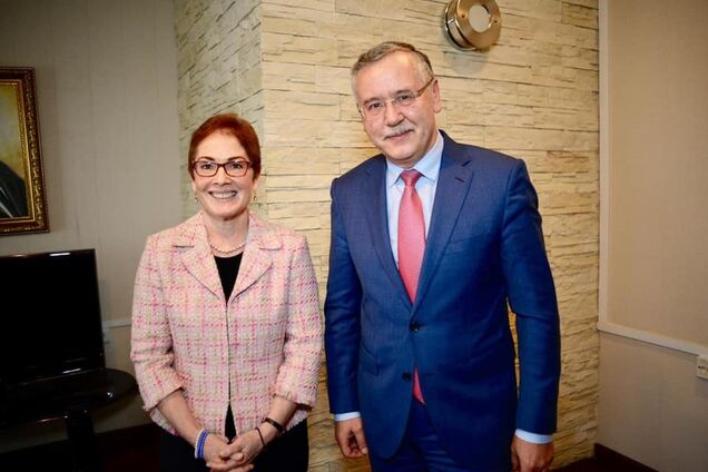 Гриценко обещает обеспечить эффективные взаимоотношения с США