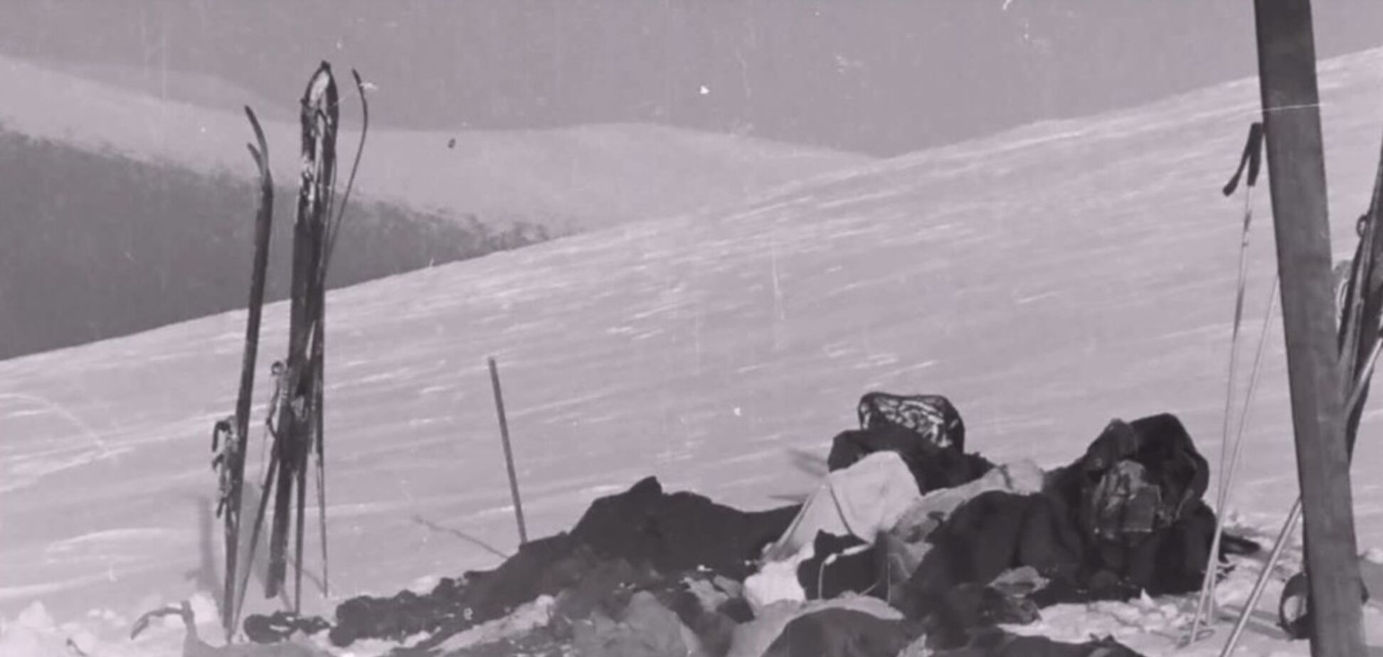 Не НЛО і не хімзброя: експерт озвучив перші висновки у справі загибелі на перевалі Дятлова