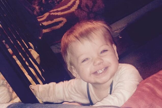 Малыш, который залез в ванну с кипятком, скончался в больнице