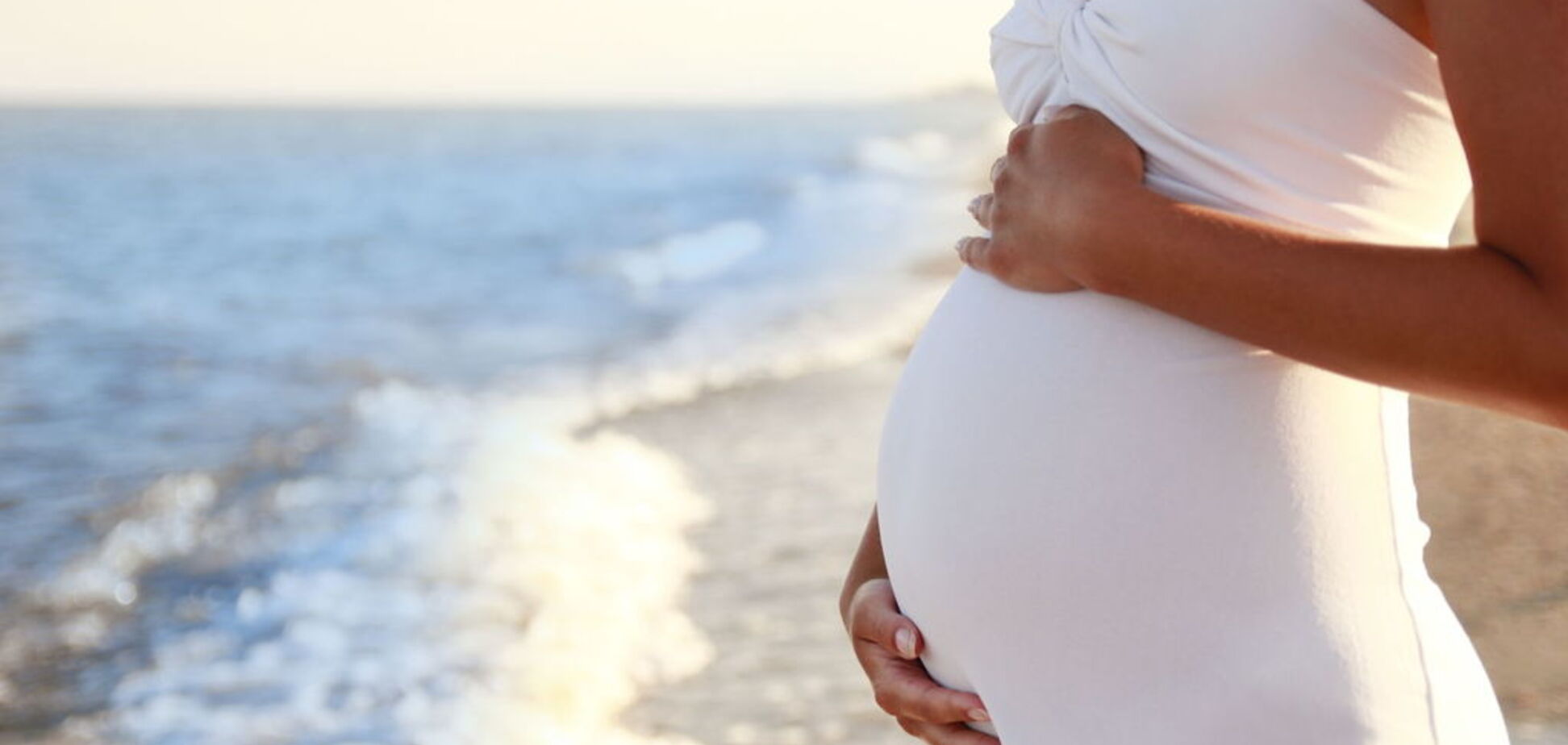 Женщина родила за месяц трех малышей: как аномалия превратилась в чудо