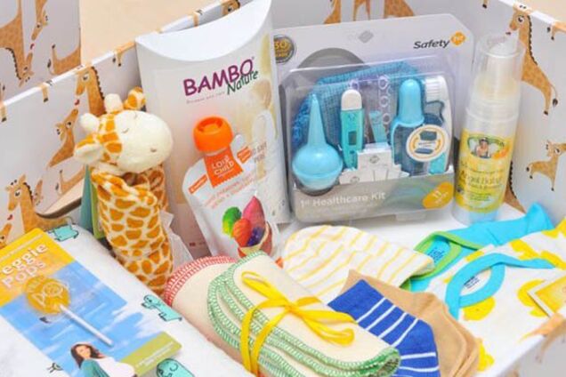 В Киеве перестали выдавать бэби-боксы: что произошло