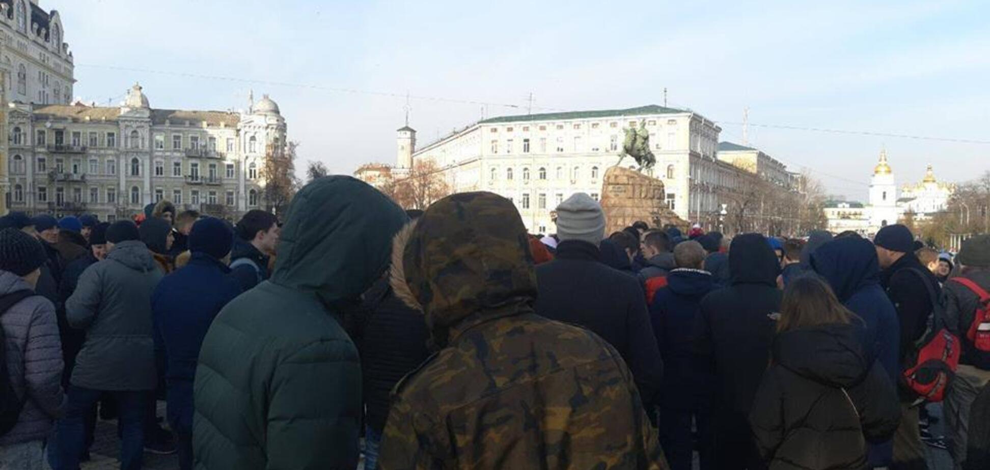 ''Волю свиням!'' Мережу розлютив фейковий мітинг у центрі Києва