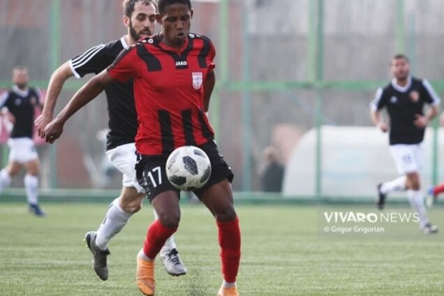Тренер побив футболіста своєї команди після спарингу
