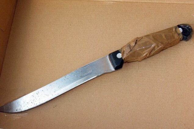 Відрізала вухо через 500 рублів: в Росії мати вчинила звірство над сином