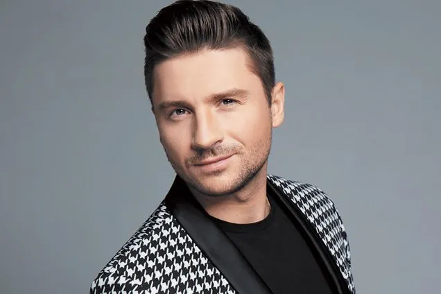 Снимал мужчина: раскрылась правда голого фото Лазарева