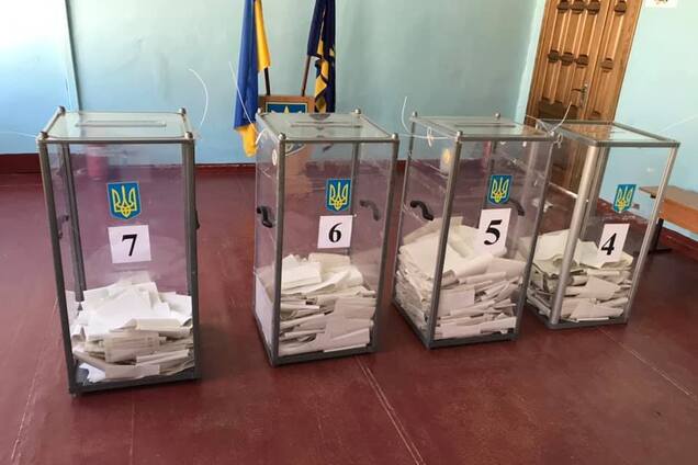 ''Исторические'' выборы в Украине: названо главное отличие от предыдущих голосований