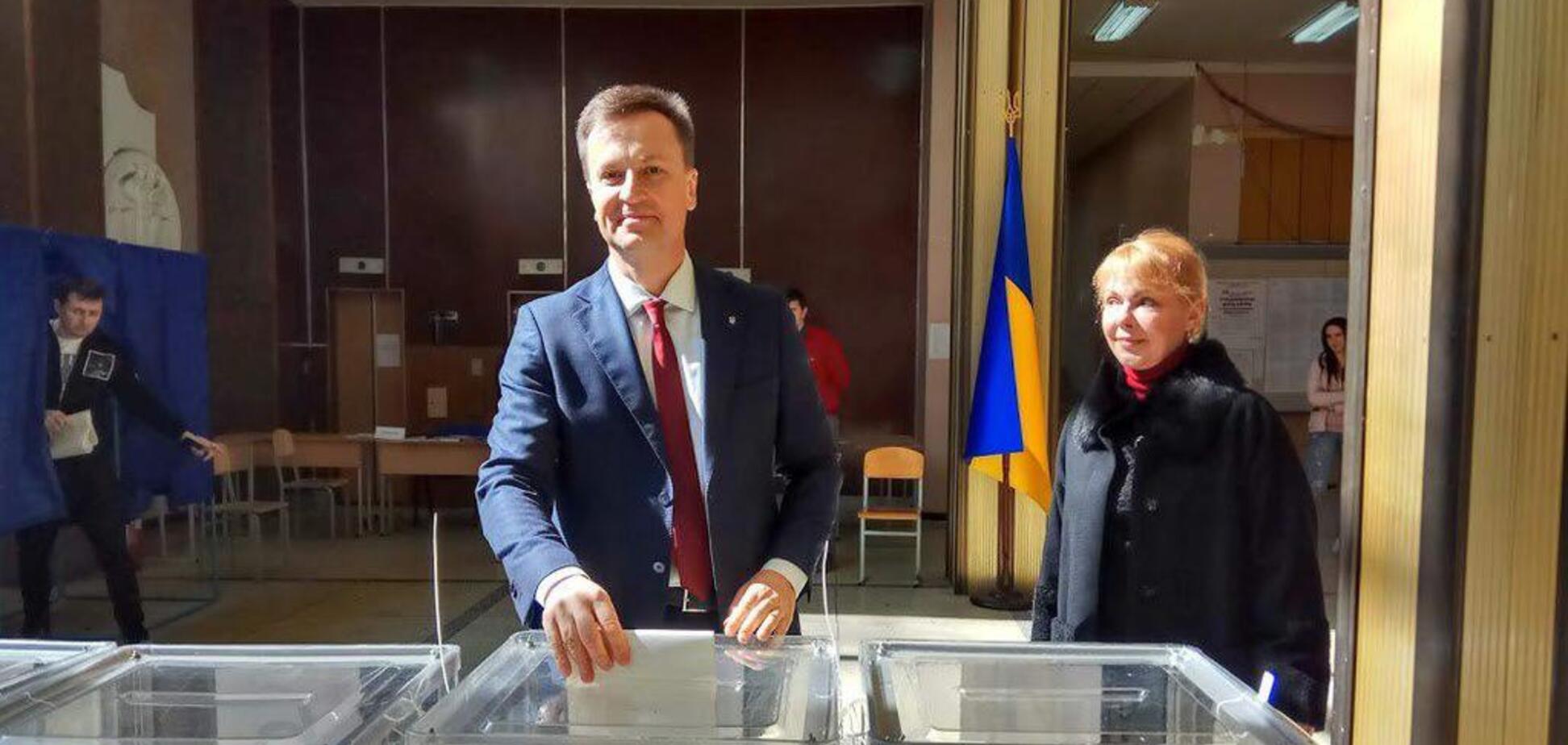 ''За справедливую страну'': Наливайченко проголосовал на выборах президента