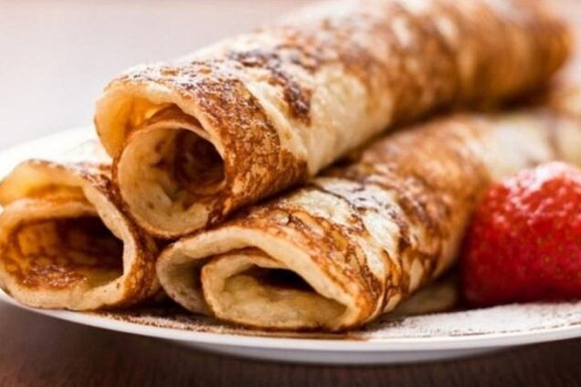 Диетолог рассказала о самой опасной начинке блинов