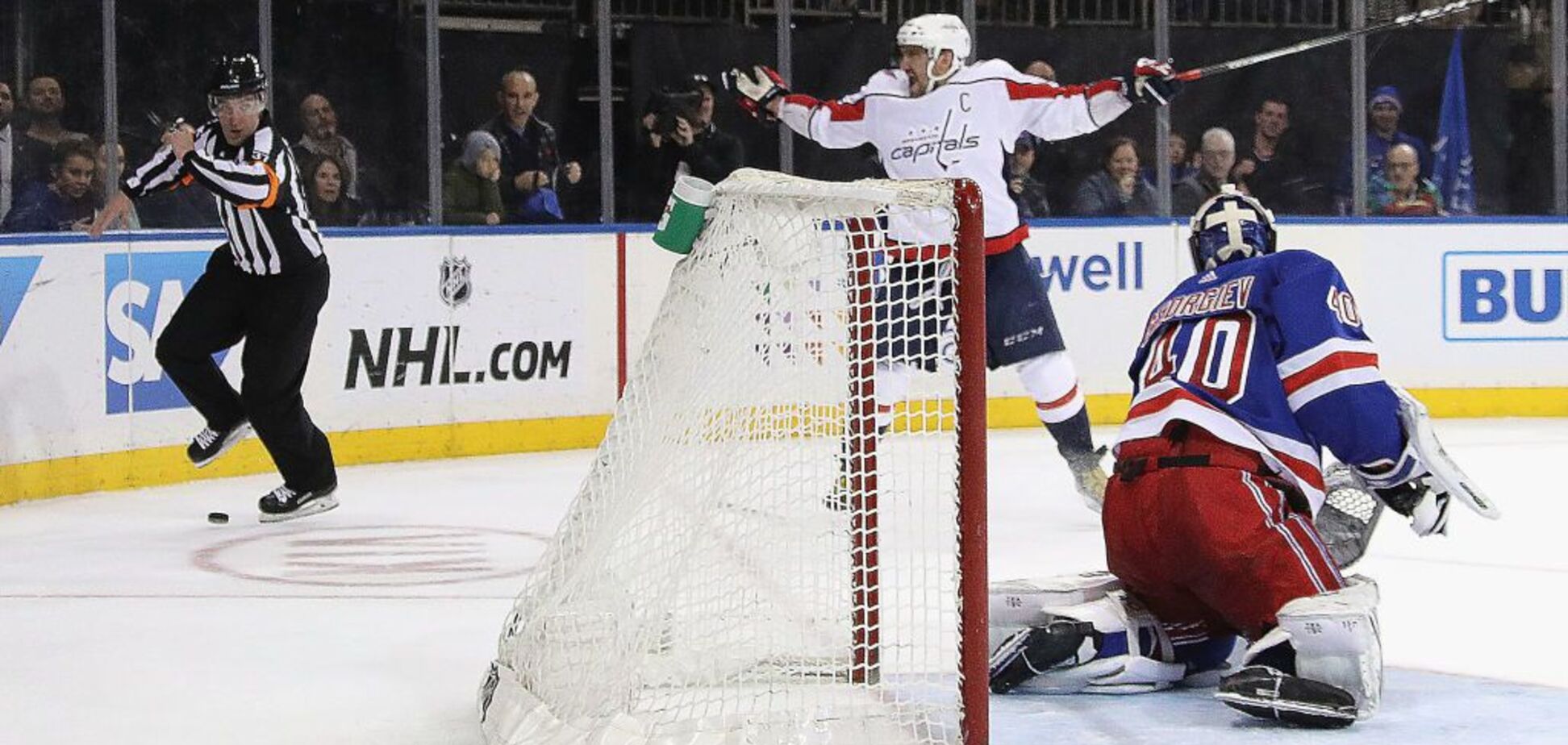 Найбезглуздіший гол в історії: росіяни влаштували дикість у НХЛ — відео курйозу