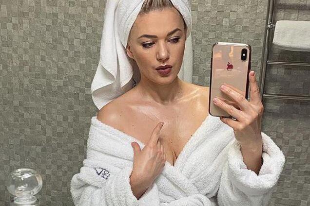 ''Де мізки виставляти подібне?'' Українська зірка зганьбилася з пікантним фото
