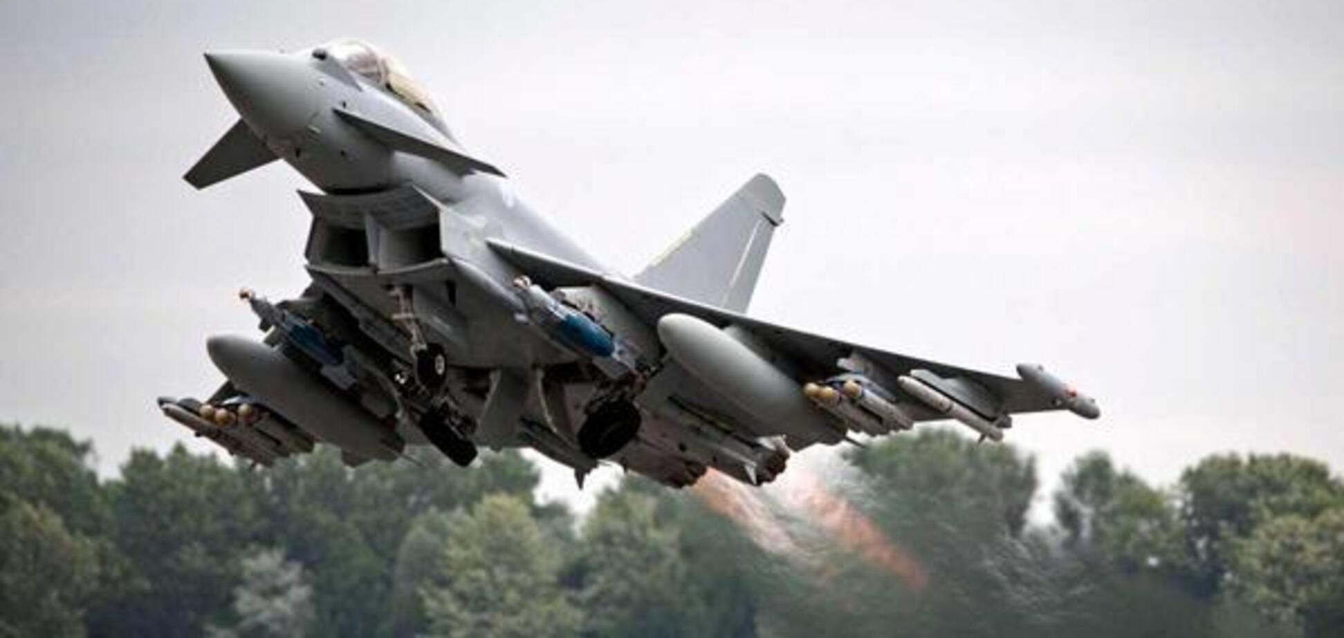 США перекинуть у Європу новітні бойові літаки через Росію: що відомо