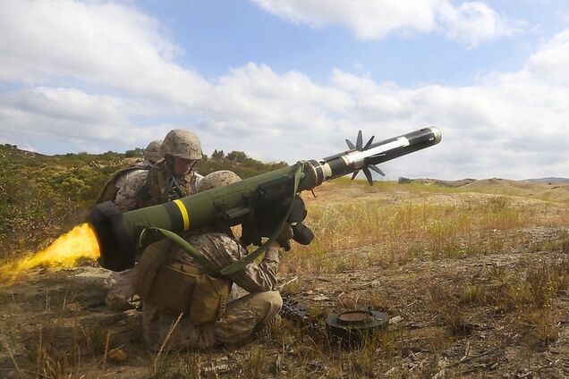 Не только Javelin: в США выступили за поставку в Украину новых типов оружия