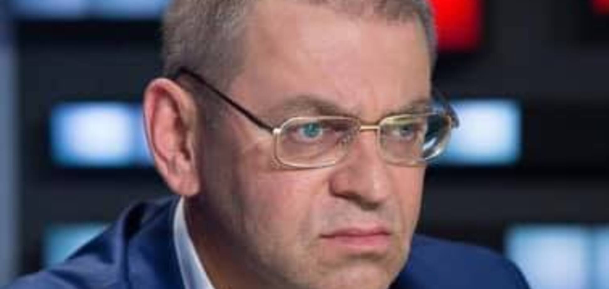 Коррупция в оборонке: агент НАБУ заявил о бегстве Пашинского, у него ответили