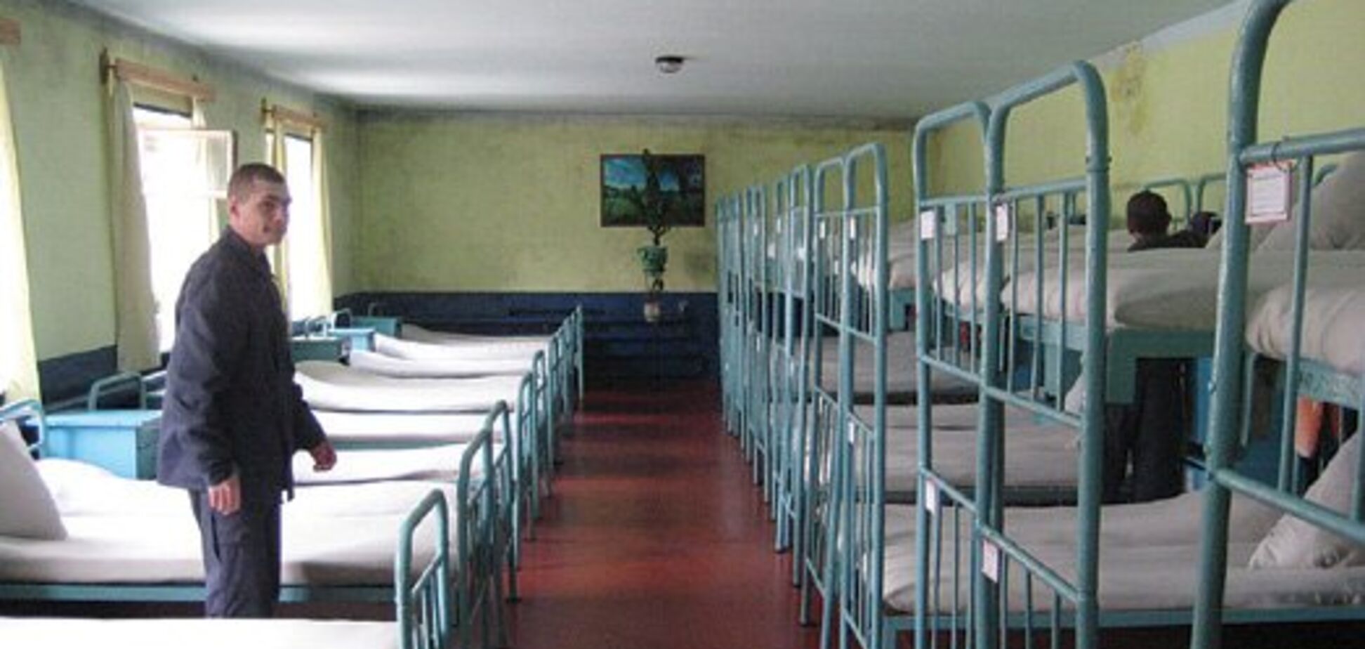 ''Його чекало пекло'': у Бердянській колонії по-звірячому познущалися з АТОвця