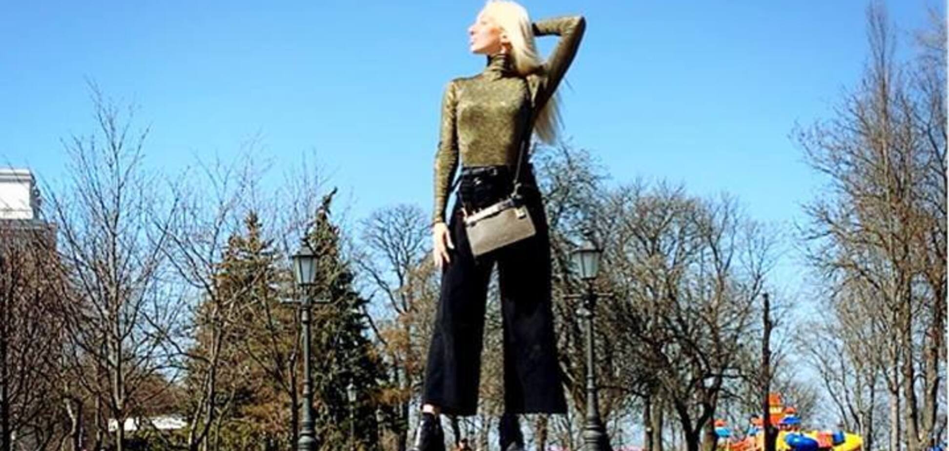 Искусство на избирательных участках: от Дали до Уорхолла