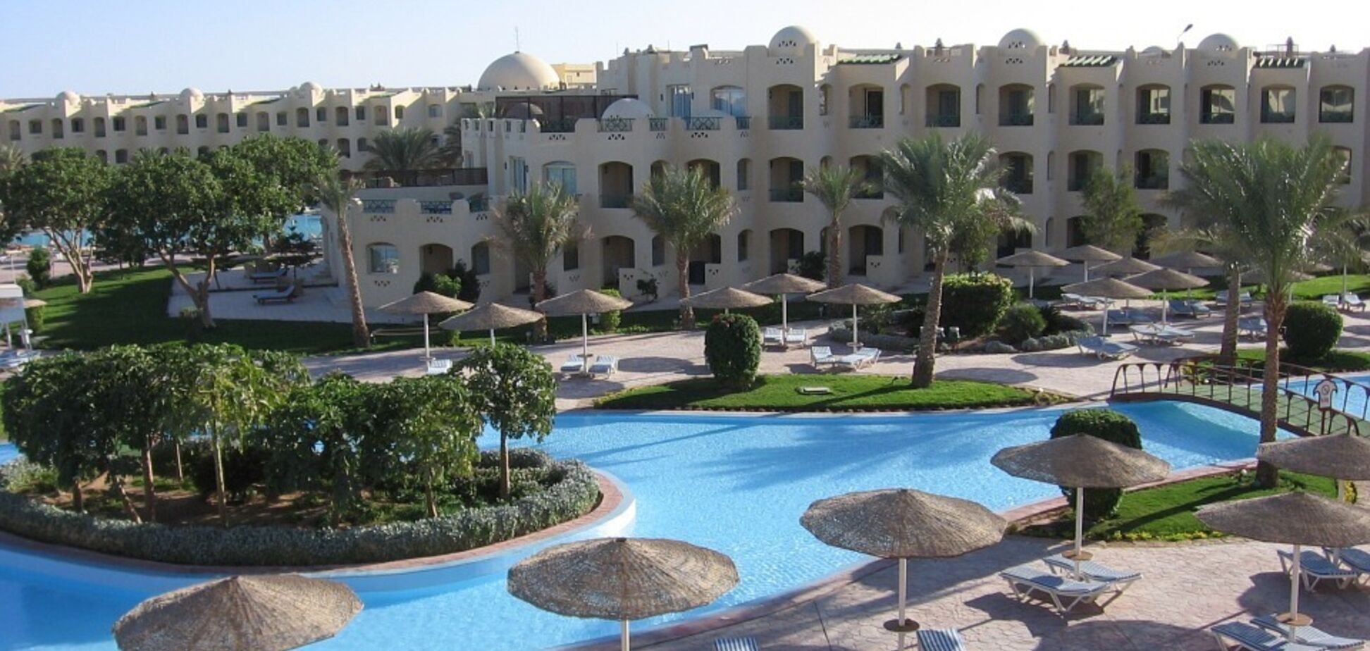 Максимум две зарплаты: во сколько обойдется отдых на майские праздники в Египте