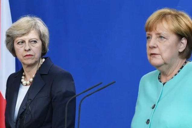 'Не королева, сама дойдет': Меркель оконфузилась на встрече с Мэй