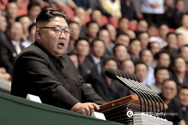 Ким Чен Ын пригрозил миру "сокрушительным ударом"